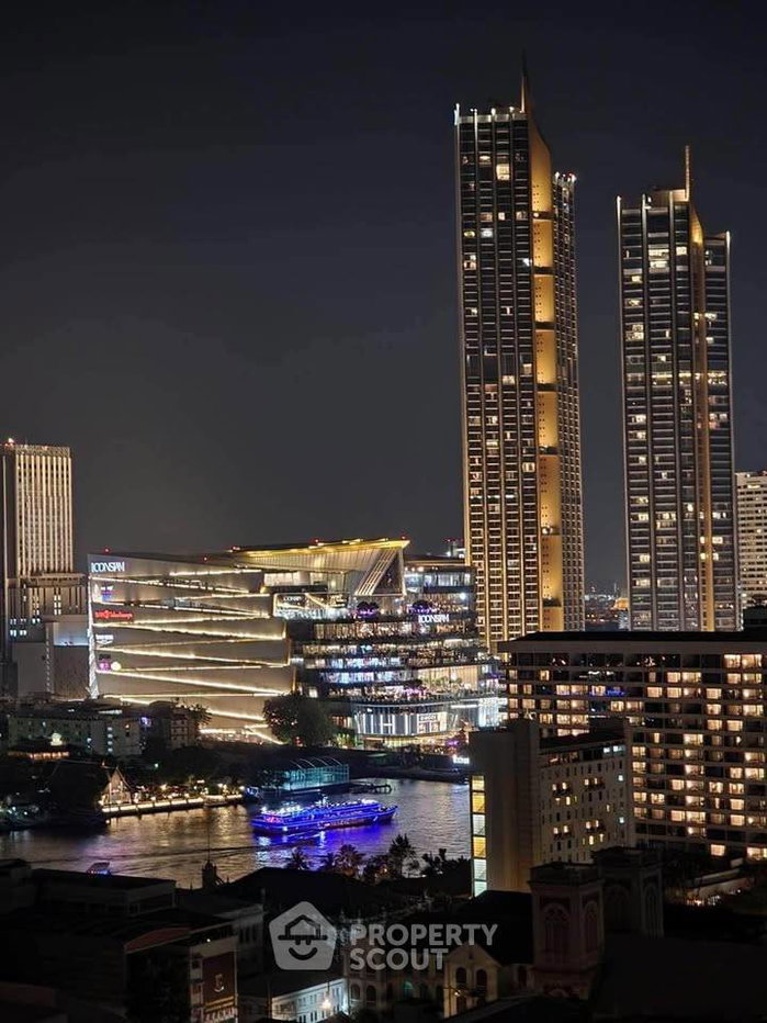 รูป ชั้น 18 ห้อง 2 ห้องนอน 267 ตร.ม. Nusa State Tower Condominium ใกล้ BTS Saphan Taksin (ID 2935642) - รูปที่ 12/32