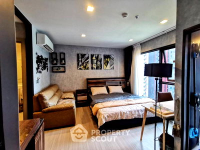 Condos for sale : 26th-Floor 1-BR Life Asoke - Rama 9, 300m To MRT Phra Ram 9 (ID 1532137)