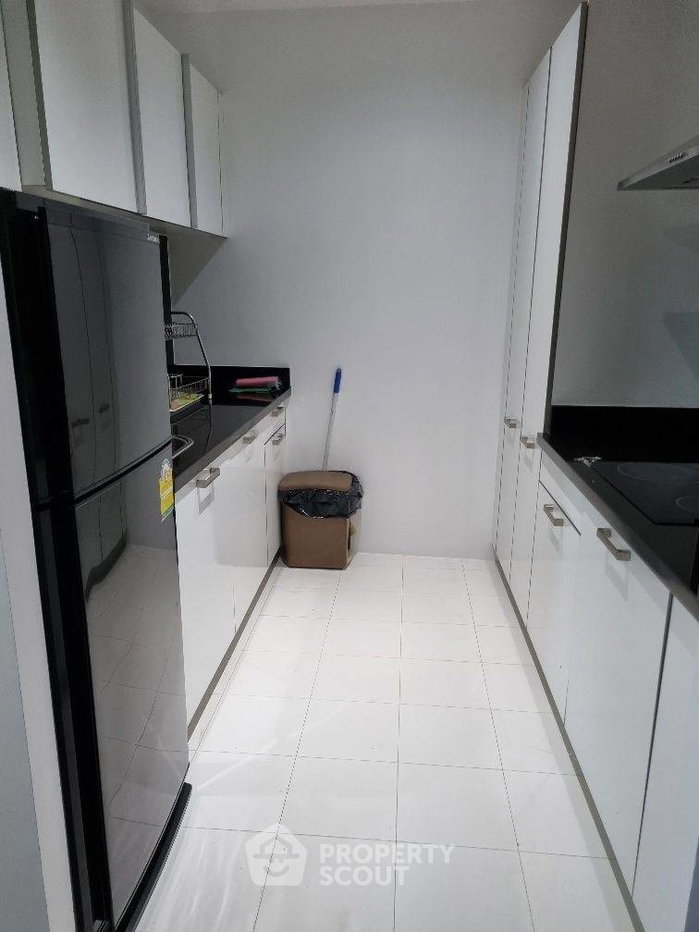 รูป คอนโดชั้นสูง 2 ห้องนอน 126 ตร.ม. บ้านราชประสงค์ ใกล้ BTS ราชดำริ 100 ม. (ID 2743918) - รูปที่ 4/7