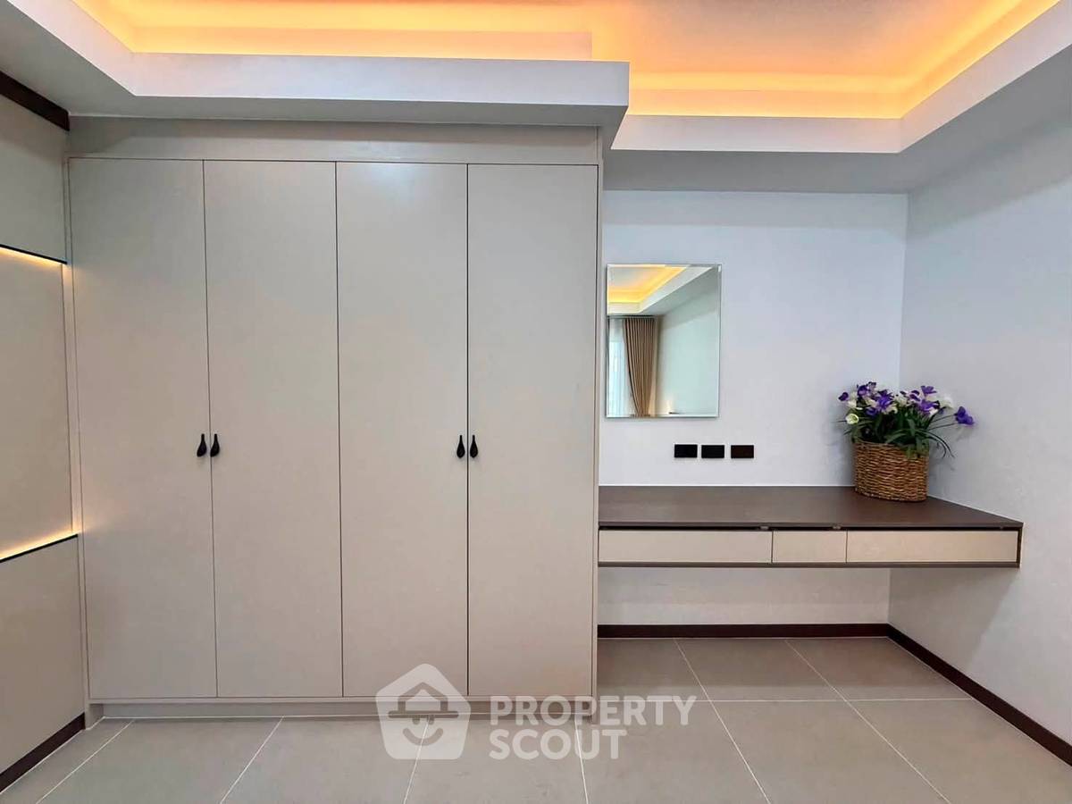 รูป ขายคอนโดสองห้องนอน Majestic Jomtien Condo ใกล้หาดจอมเทียน (ID 3225408) - รูปที่ 9/33