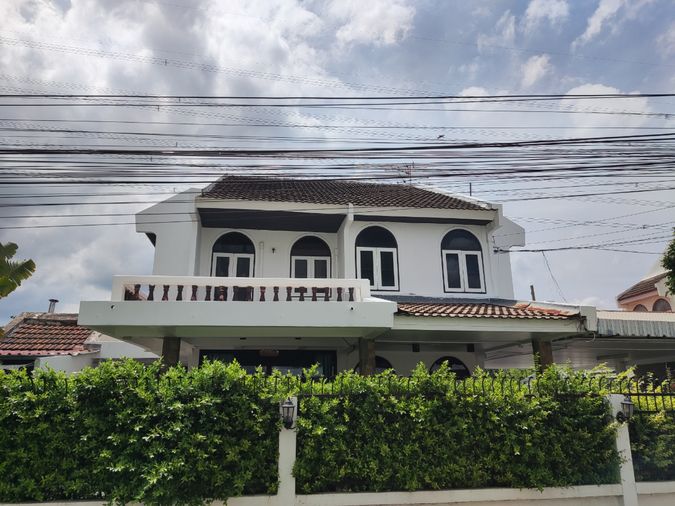 ให้เช่าบ้านเดี่ยว 3 ห้องนอน 90 ตร.ม. 90 ตร.ว. เขตบางซื่อ