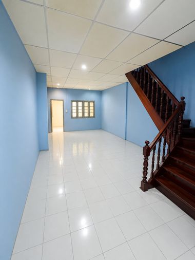 ขายทาวน์โฮม 2 ห้องนอน 18 ตร.ว. สินธานี 1
