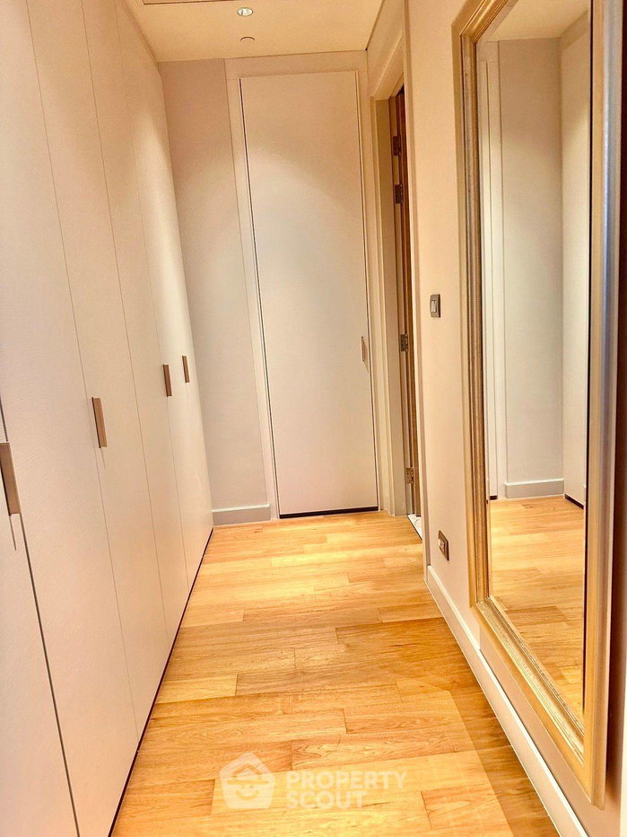 รูป 1 ห้องนอน ชั้น 15 ขนาด 72 ตร.ม. Sindhorn Residence BTS ราชดำริ (ID 3223364) - รูปที่ 11/18