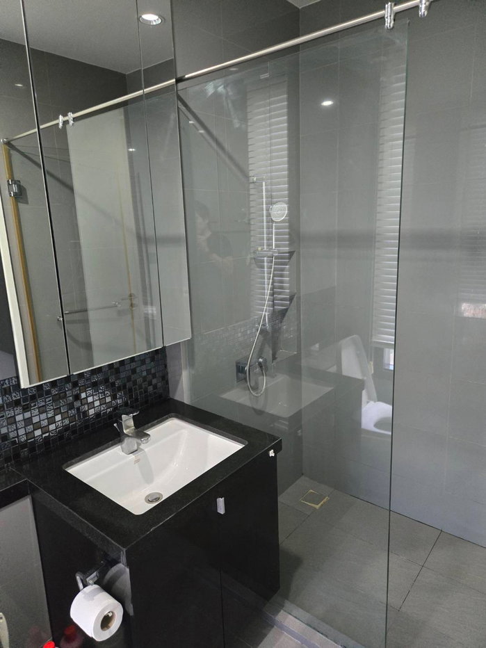 รูป ห้องสวย ราคาพิเศษ ให้เช่า M ลาดพร้าว เฟอร์นิเจอร์และเครื่องใช้ไฟฟ้าครบ พร้อมเข้าอยู่ - รูปที่ 5/6