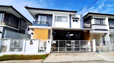 บ้านเดี่ยว ฉะเชิงเทรา : 🟠ขายด่วน !! บ้านเดี่ยว/บ้านแฝด 2 ชั้น Atoll Bali Beach Luadkrabang หมู่บ้านเอโทล บาหลี บีช ลาดกระบัง  ลาดกระบัง✅ บ้านสวย พร้อม built in