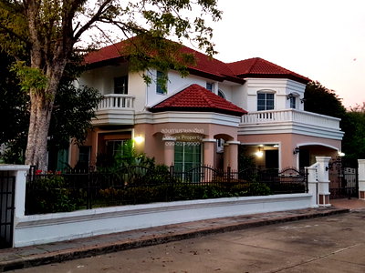Houses for rent Bangkok Bus Terminal Southern : For Rent House , Krisadanakorn 20 Pinklao , Salathammasop Sop , Thawi Watthana , Bangkok , CX-170894 ✅ Live chat with us ADD LINE @connexproperty ✅