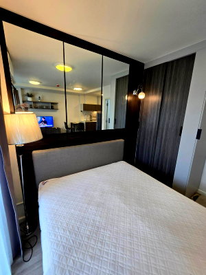 Condos for rent 700 Year Sports Arena Chiang Mai : ✅ Condo Rin for rent, 4th floor, pool view, 29 sq m. ☎️ 064-792-4426 (Ben)