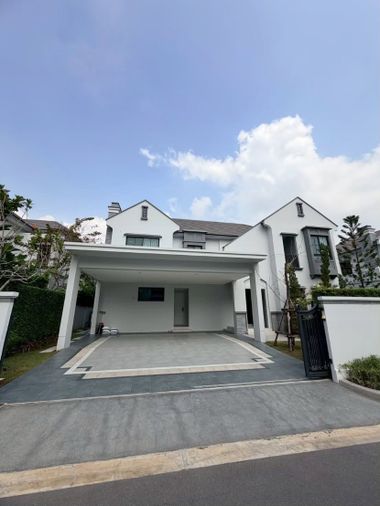 ให้เช่าบ้านเดี่ยว 4 ห้องนอน 302 ตร.ม. 106.5 ตร.ว. นันทวัน พระราม 9 กรุงเทพกรีฑาตัดใหม่