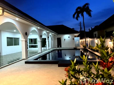 บ้านเดี่ยว ชลบุรี : ขาย วิลล่า 3 ห้องนอน ในโครงการ หมู่บ้าน วีเจ แลนด์แอนเฮาส์ 6706693