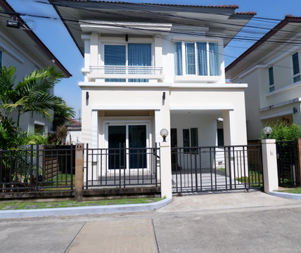 ขาย บ้านเดี่ยวโครงการ เดอะเซนโทร สุขุมวิท113 GH649
