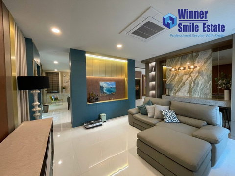 Single house for rent at The City Bangna 1, located next to Mega Bangna. Beautifully furnished