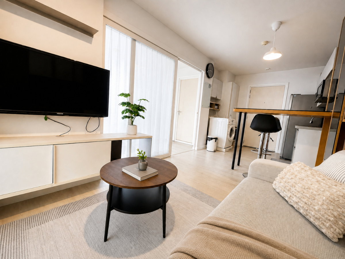รูป ขายคอนโดพร้อมผู้เช่า! รับรายได้ทันที ใกล้รถไฟฟ้าสายสีเหลือง แต่ง Built-in เฟอร์ครบ ทำพื้นทำม่านใหม่(เจ้าของขายเอง) - รูปที่ 7/15