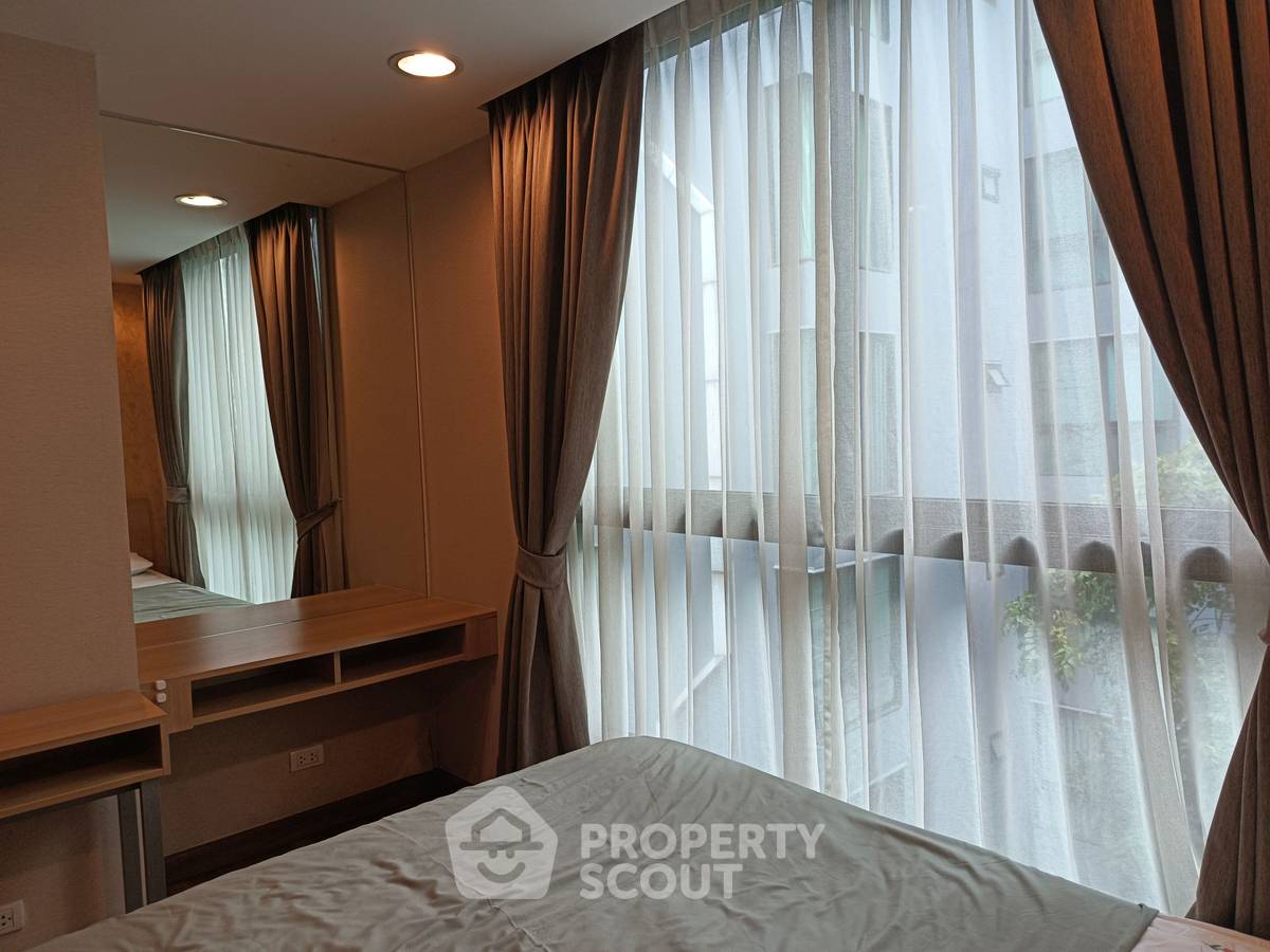 รูป ขายคอนโด 1 ห้องนอน Zenith Place Sukhumvit 42 Condominium ใกล้ BTS เอกมัย 300 เมตร (ID 3225323) - รูปที่ 6/9