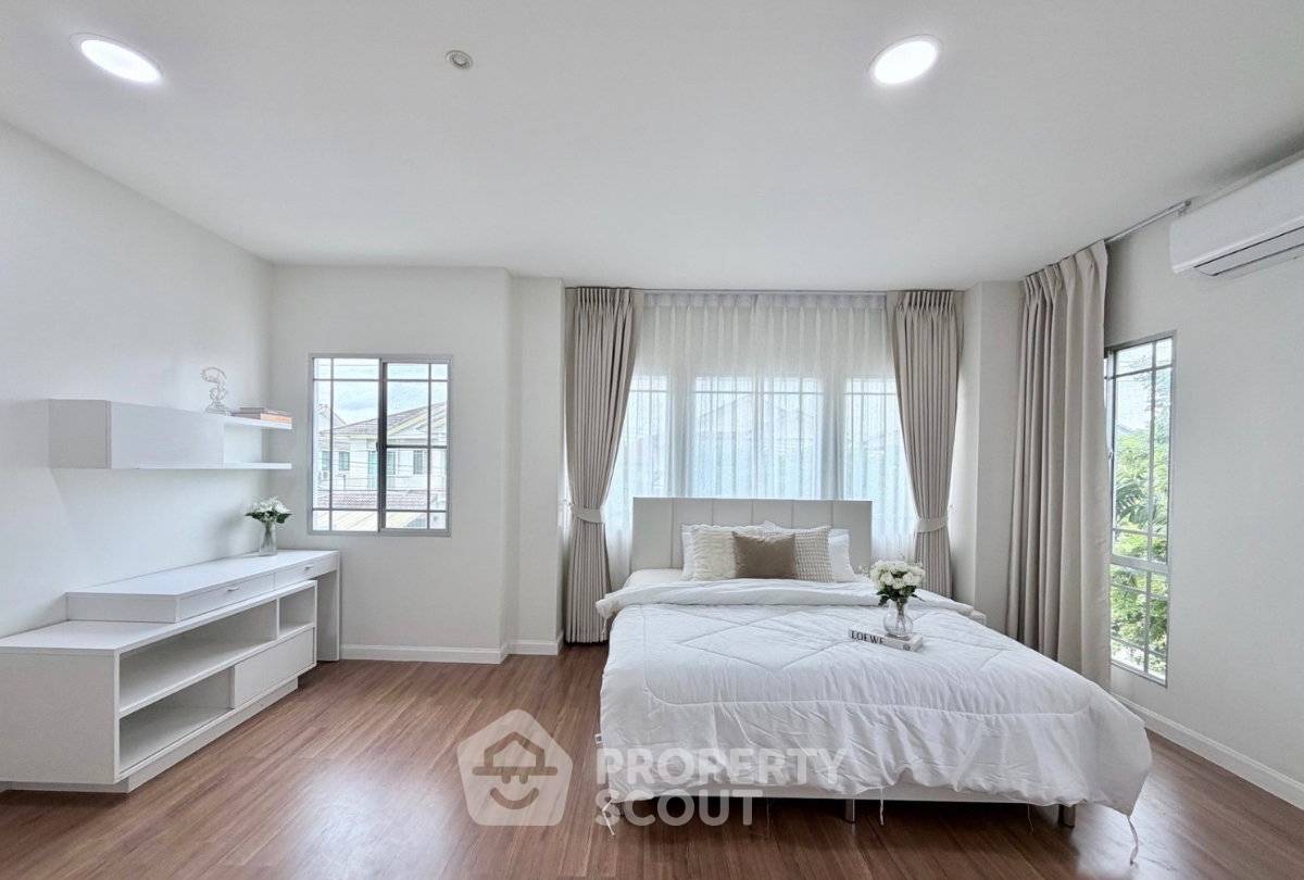 รูป บ้าน 4 ห้องนอน 214 ตร.ม. ที่ Manthana Onnut-Wongwan 2 ประเวศ (ID 3226613) - รูปที่ 10/31