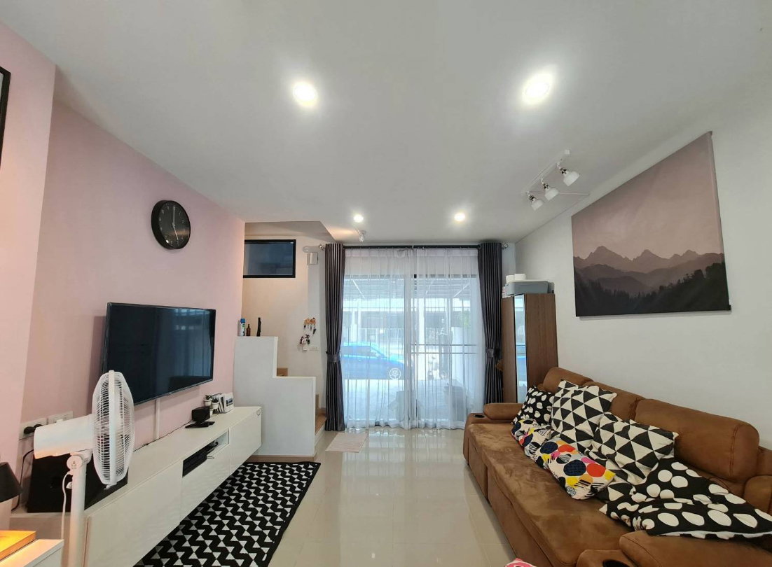 รูป T 1528 ให้เช่า ทาวน์เฮ้าส์ 2 ชั้น ม.ไทม์โฮม สวนหลวง อ่อนนุช บ้านสวย เฟอร์นิเจอร์ครบ พร้อมอยู่ ราคา 26,000 บาท - รูปที่ 4/19