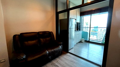 Condos for sale : Whizdom Avenue Ratchada - Ladprao Condo for Sell