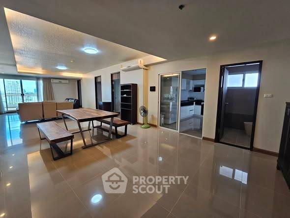 รูป คอนโด 3 ห้องนอน ขนาด 180 ตร.ม. ชั้น 17 Supalai River Resort Charoen Nakhon (ID 3225665) - รูปที่ 2/5