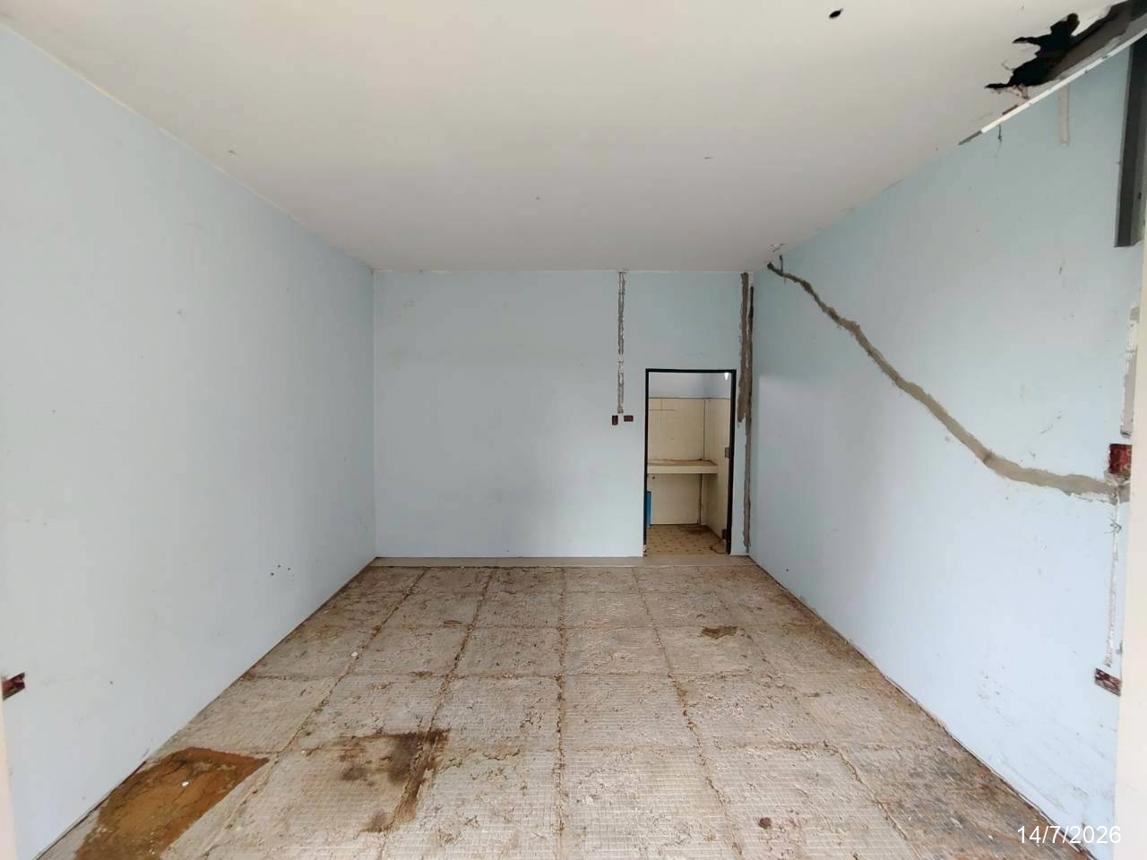 picture FACTORY 1732.5 Sq.w. Mancha Khiri Khon Kaen for 3.3M - 33/45