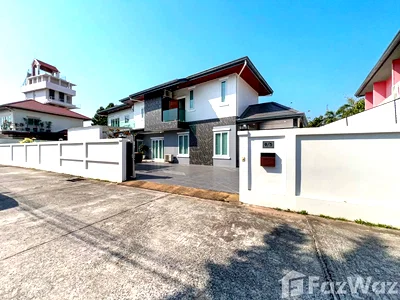 Houses for rent Pornprapanimit Road : 5 Bedroom Villa for rent at Lake Side Court 3 1920437