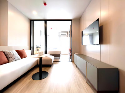 Condos for rent : Culture Thonglor has a simple, elegant design in warm tones. Allocate usable space perfectly. Open to view the city