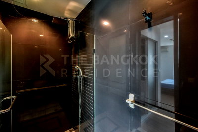 Condos for sale : Beautiful Room, Ready-to-move-in Rhythm Phahol - Ari near BTS Sena Ruam