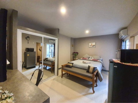 INCOME-GENERATING APARTMENT FOR SALE | SUKHUMVIT SOI 50