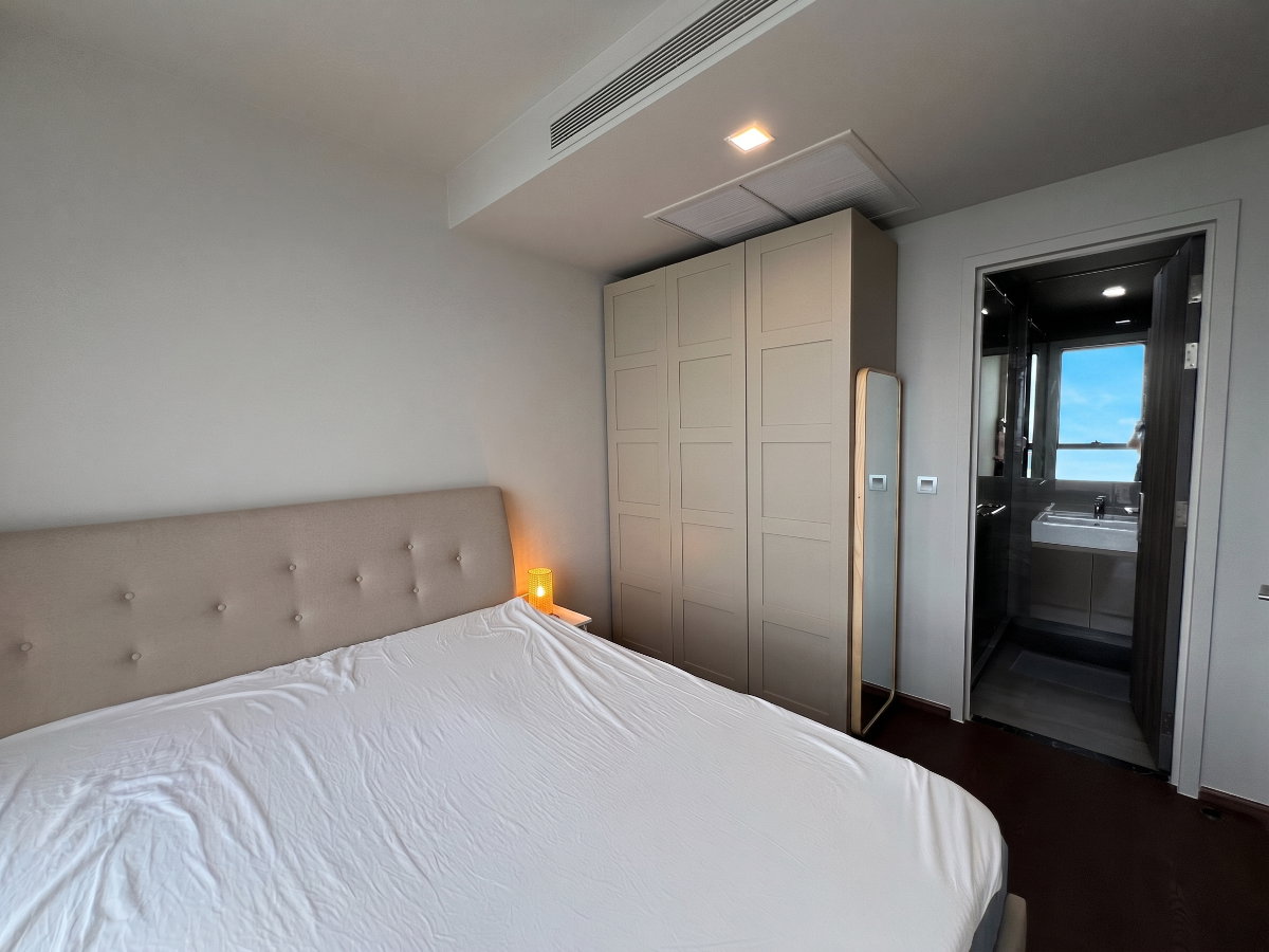 picture 🔥 2-bed, 46th floor, Thonglor. City one side, river the other - 10/40