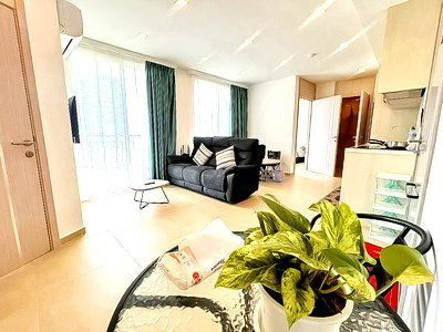 ขายคอนโด : 2 Bedroom Condo for Sale City Garden Olympus Pattaya City View