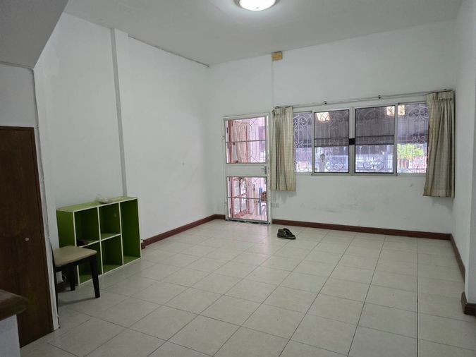 4-bed townhouse for rent, 20 sqm, 20 sq wah, Bueng Kum