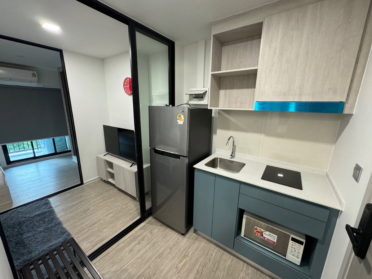 picture Fully furnished condominium in prime area - 12/22