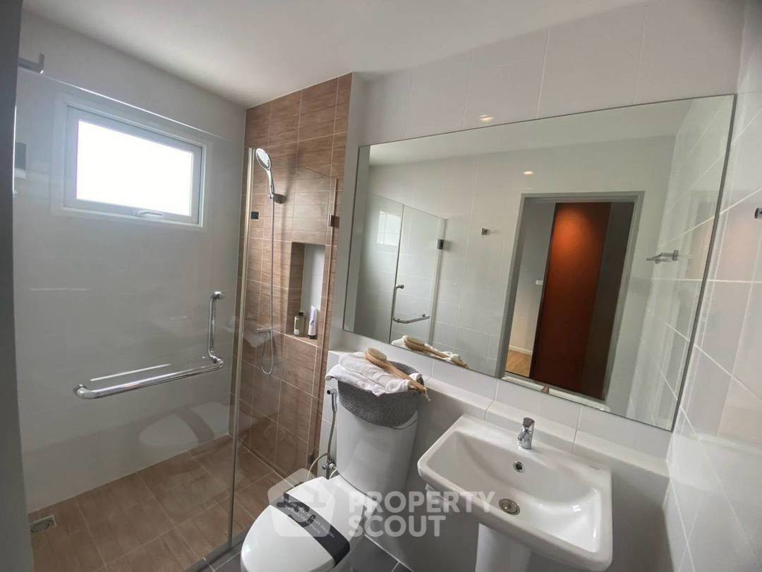 รูป บ้านกึ่งแฝด 3 ห้องนอน 150 ตร.ม. Grande Pleno Mega Bangna (ID 3227526) - รูปที่ 15/18