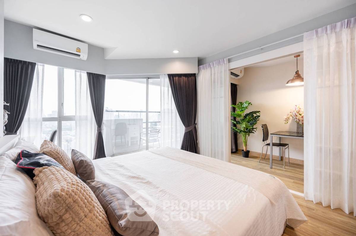 รูป ชั้น 44 ห้องนอน 1 ห้อง เดอะ วอเตอร์ฟอร์ด ไดมอนด์ ทาวเวอร์ สุขุมวิท BTS พร้อมพงษ์ (ID 1501120) - รูปที่ 1/12