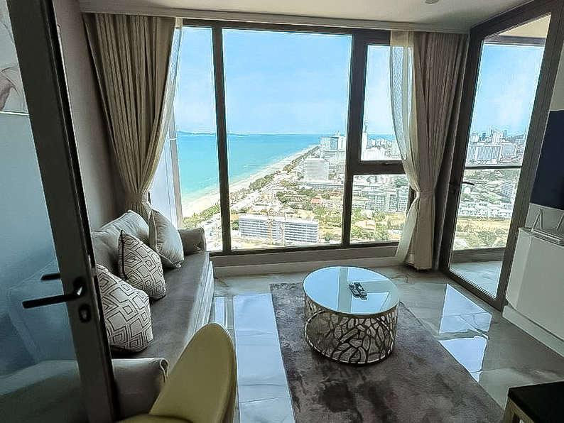 1 Bedroom Condo for Sale Copacabana Beach Jomtien Sea View