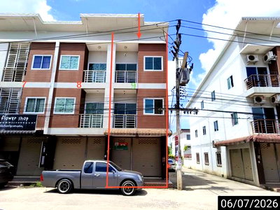 อาคารพาณิชย์ เมืองสุราษฎร์ธานี สุราษฎร์ธานี : อาคารพาณิชย์ 24.4 ตร.วา เมืองสุราษฎร์ธานี สุราษฎร์ธานี 3M