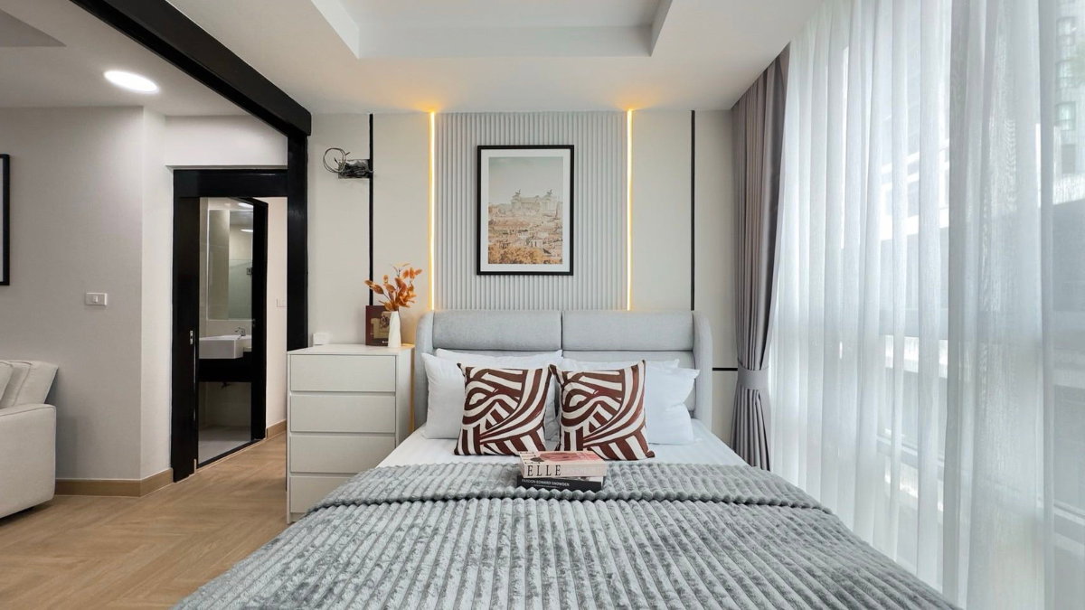 รูป S1711 🛋️ งบ 2 ล้านกลางๆ อยากได้คอนโดใกล้ MRT สุทธิสาร? ห้องนี้ต้องดู! เพียง 2.499 M เท่านั้น - รูปที่ 1/12