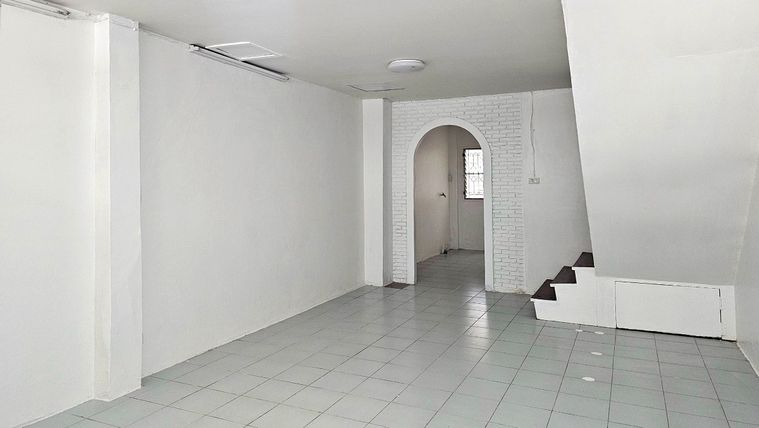 2-bed townhouse for rent, 150 sqm, 18 sq wah, Wang Thonglang