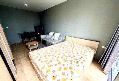 Condos for rent : Rent The Most Issaraphap Condo. Beautiful, affordable, great location, ready to move in. Near MRT Bang Khun Non. Interested? Add Line: @841qqlnr