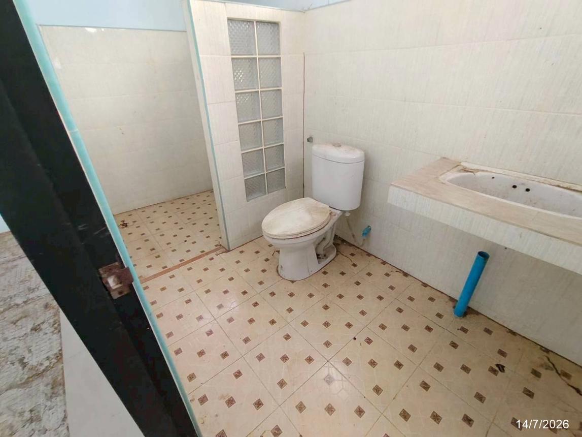 picture FACTORY 1732.5 Sq.w. Mancha Khiri Khon Kaen for 3.3M - 41/45