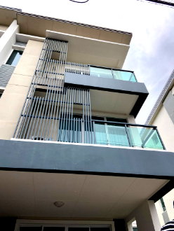 เช่าทาวน์โฮม กรุงเทพมหานคร : P0897/[เช่าด่วน] ทาวน์โฮม 3 ชั้นหลังมุม Town Avenue ศรีนครินทร์