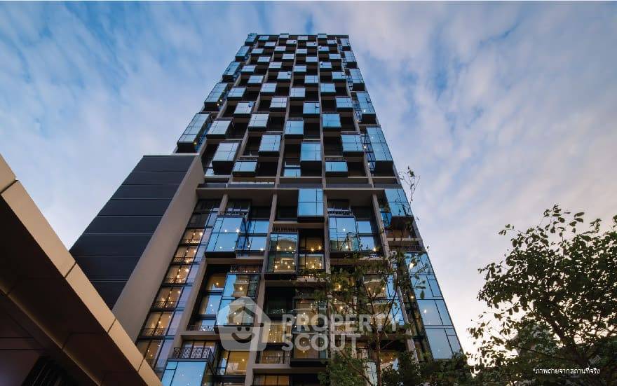 รูป ใกล้ BTS ชิดลม 300 ม. | คอนโด 1 ห้องนอน 28 Chidlom (ID 3226895) - รูปที่ 3/15