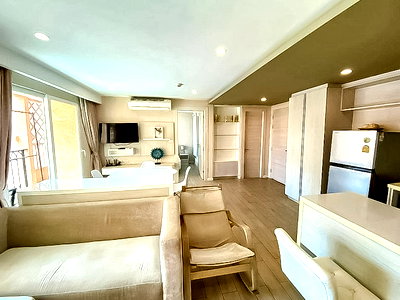 Condos for sale : 2 Bed Condo for Sale Seven Seas Resort Jomtien Pool View