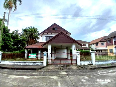 Houses for sale 700 Year Sports Arena Chiang Mai : HOME 54 Sq.w. San Sai Chiang Mai for 2.5M