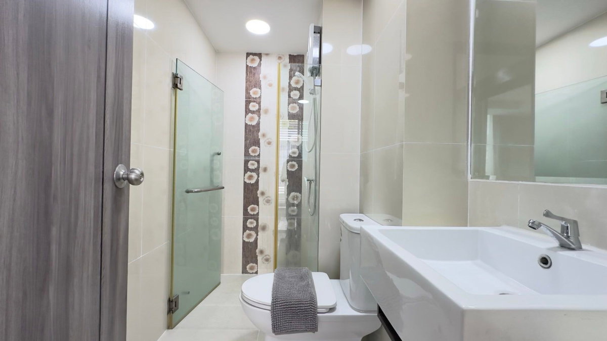 รูป S1711 🛋️ งบ 2 ล้านกลางๆ อยากได้คอนโดใกล้ MRT สุทธิสาร? ห้องนี้ต้องดู! เพียง 2.499 M เท่านั้น - รูปที่ 11/12