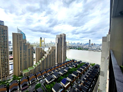Condos for rent : High Floor with River view , Renovated 