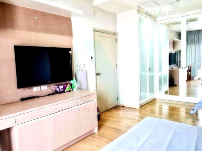 Condos for rent : 🔺 For Rent Condo NOBLE REVEAL Building 1, Floor 12,1 bed room, Room size 55.00 sqm