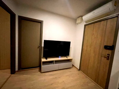 Condos for rent : For Rent  Ideo O2  1Bed , size 33 sq.m., Beautiful room, fully furnished.