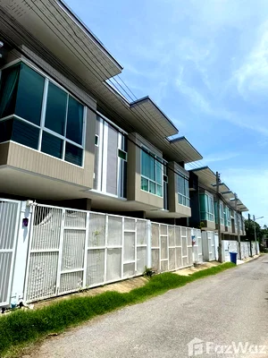 Townhouses for rent Phuket : 2 Bedroom Townhouse for rent in Choeng Thale, Phuket  6706729