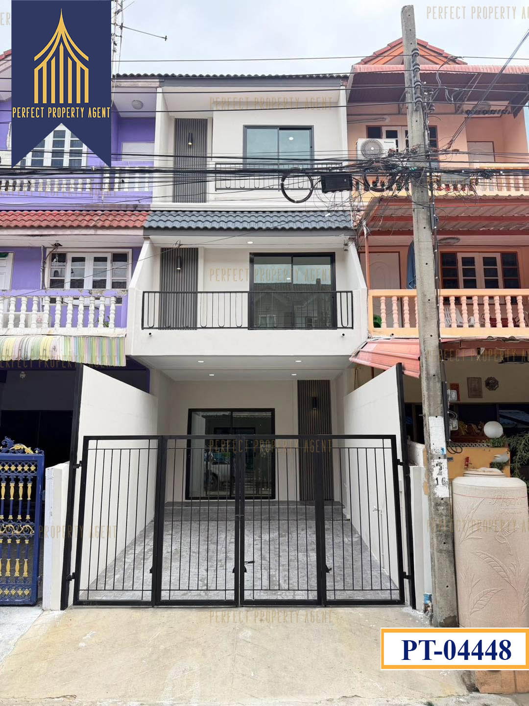 ขายทาวน์โฮม 3 ชั้น สินทวีแกรนด์วิลเลจ ซอยอนามัยงามเจริญ ท่าข้าม ตกแต่งใหม่พร้อมเข้าอยู่