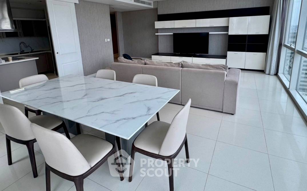 รูป คอนโด 3 ห้องนอน ขนาด 215 ตร.ม. ใกล้ BTS เพลินจิต 200 ม. Athenee Residence (ID 3228241) - รูปที่ 1/4