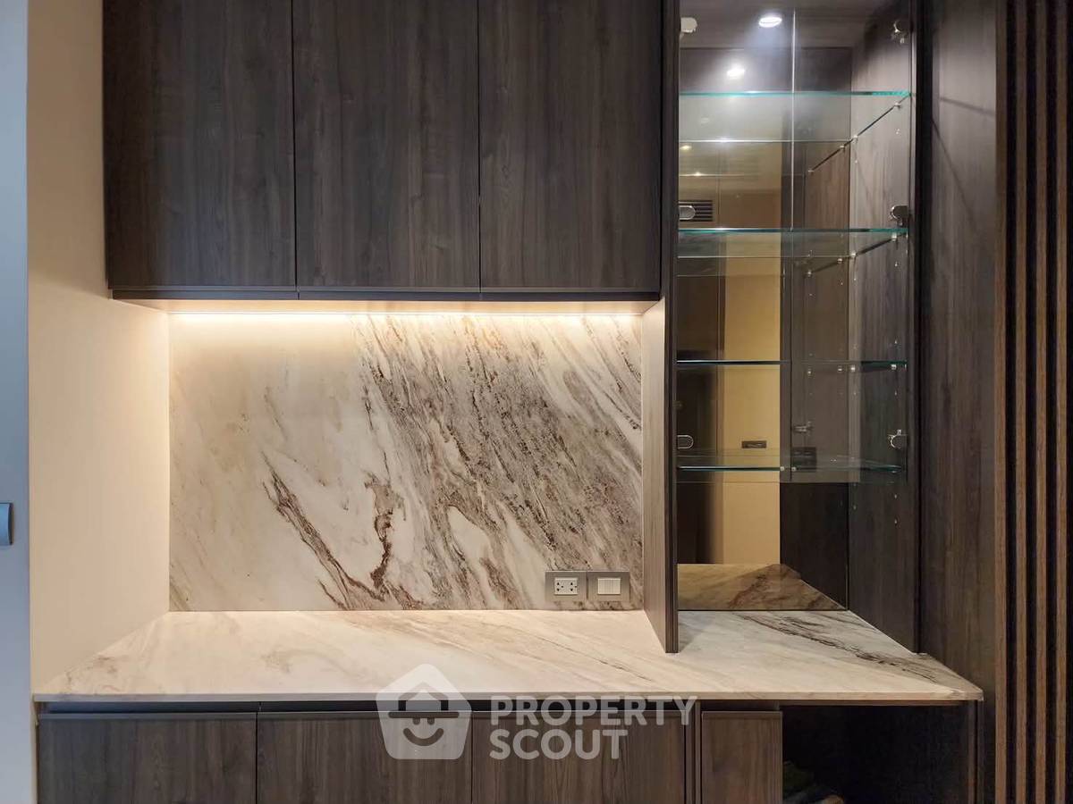 รูป ใกล้ BTS เพลินจิต เพียง 200 ม. | คอนโด 2 ห้องนอน CRAFT Ploenchit (ID 3230798) - รูปที่ 12/24